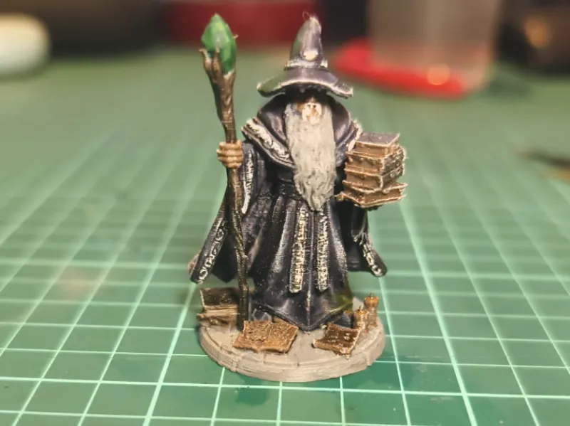 D&D Wizard miniature