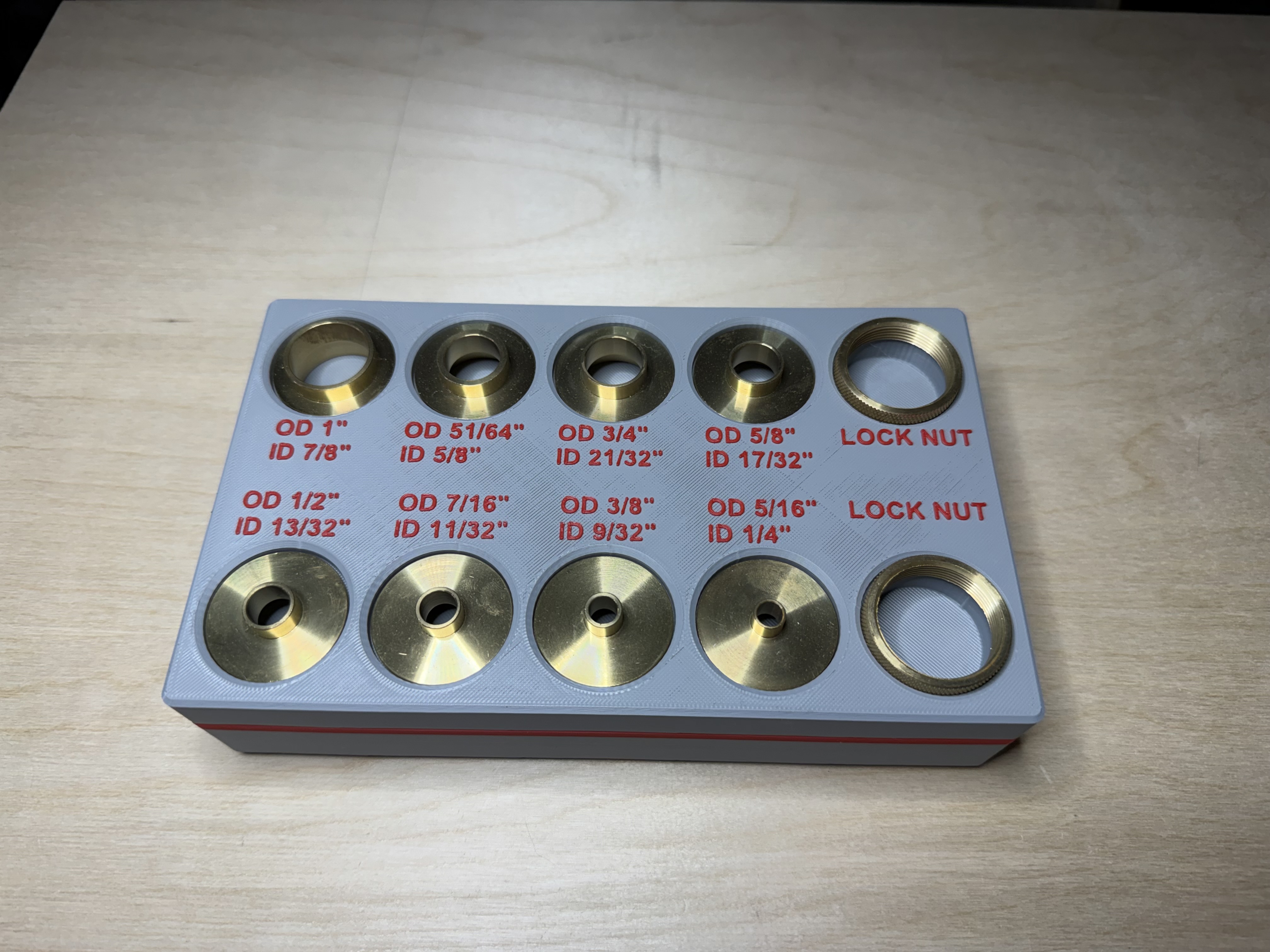 Miniatura 1 do modelo 3D Router Bushings Gridfinity Trays Stackable