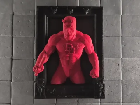 Marco decorativo: Out of the Frame – Daredevil | Keyhole hanger — referencia de MakerWorld