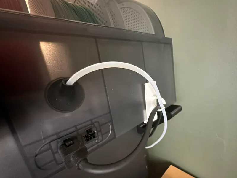 AMS Cable Managment