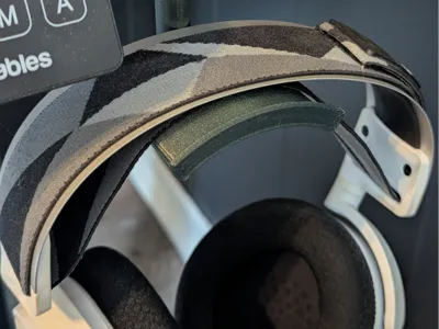 Headphone Mount
