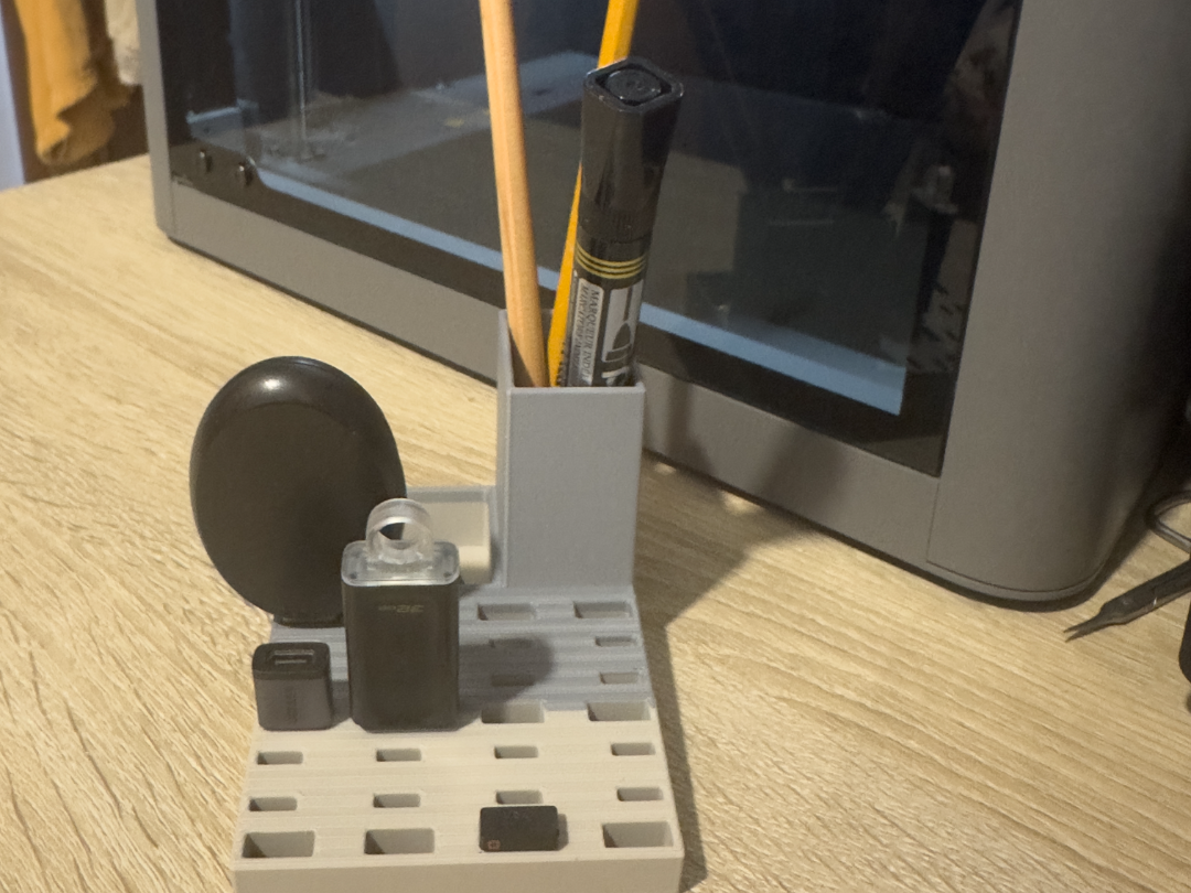 Porta USB A/C Portapenne/Minuteria