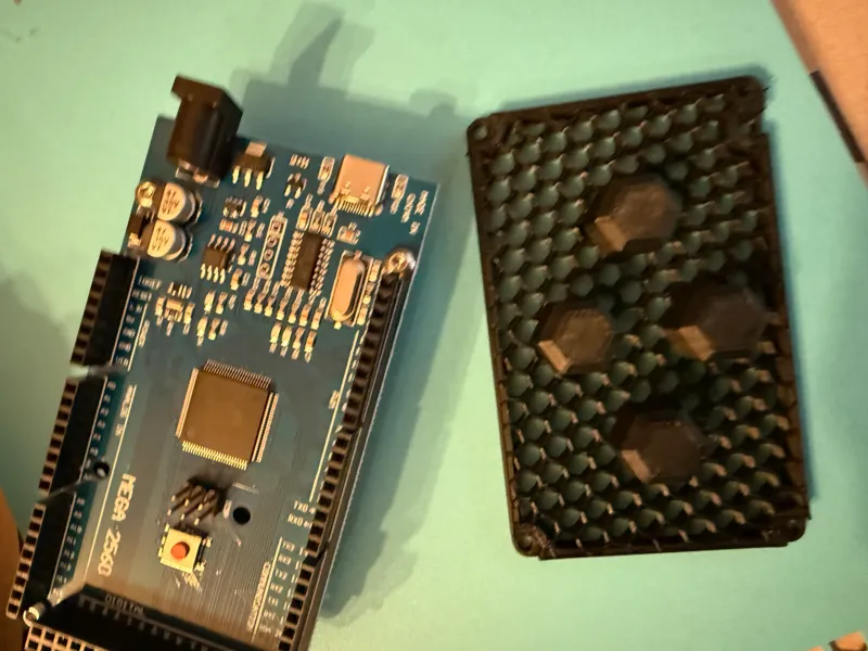 Honeycomb Storage Wall HSW Arduino Mega Mount