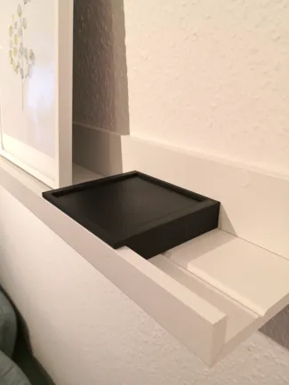 Ständer / Stands Ikea MOSSLANDA Bilderleiste