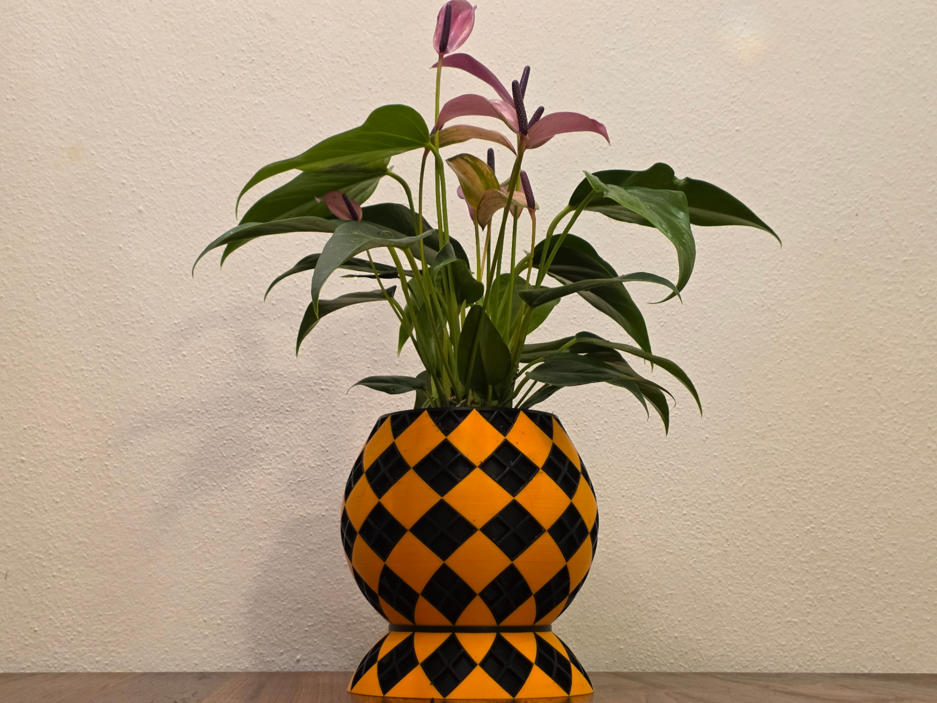 Diamond Weave Planter