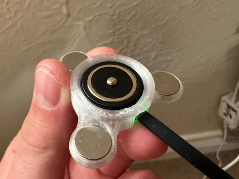 Olight Magnetic Charger Stand