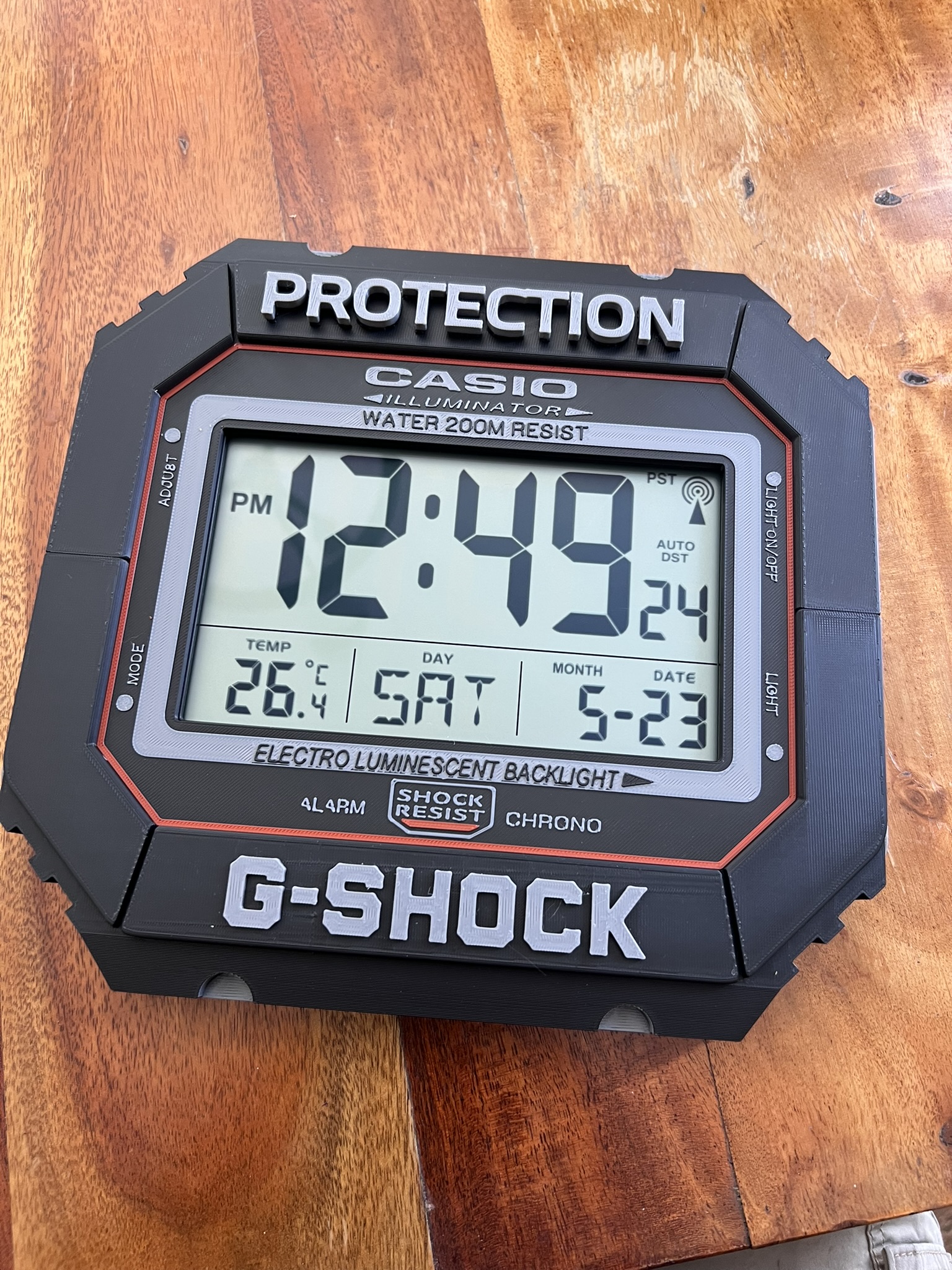 Miniatura 2 do modelo 3D G-Shock Wall clock frame for atomic clock