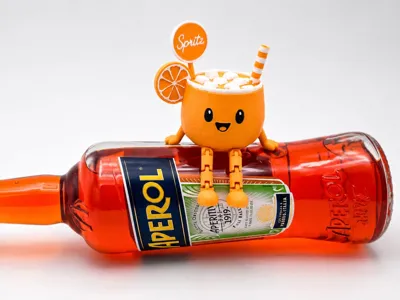 Aperol Spritz Figurine