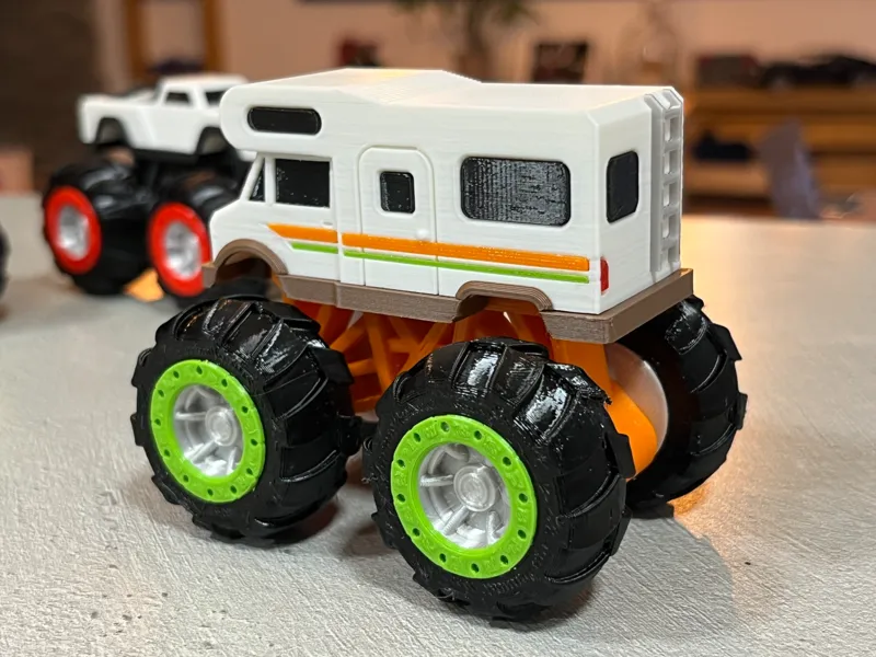 Monster Truck 1/64 Camping Car