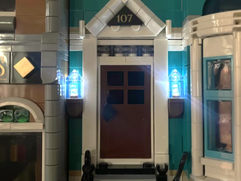 bricks doorlight modular building