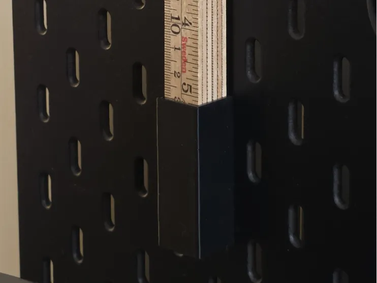Skadis holder for folding ruler 1m / 39inch