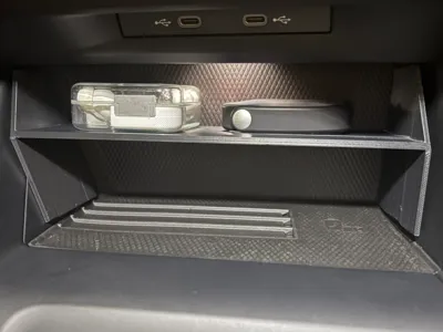 Golf 8 Shelf (Facelift)