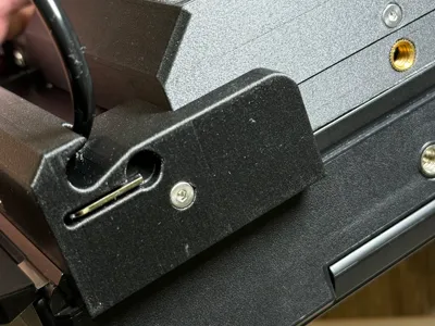 CyberWIDE Autofocus Camera Battery Cover and Grip