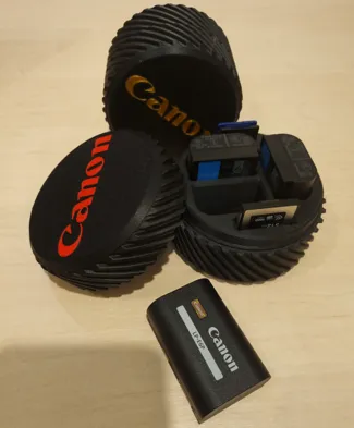 CANON Camera Battery and Memory Card Case