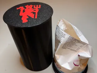Rice cake container
