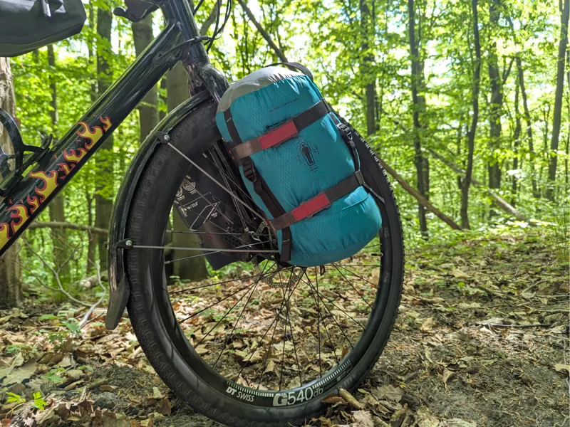 Fork carrying cage