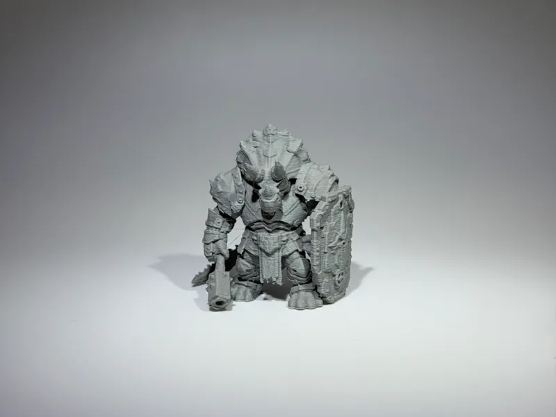 Bulwark Horn Ironhide – Triceratops Paladin