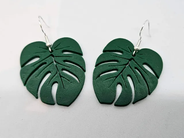 monstera leaf for earring or keychain