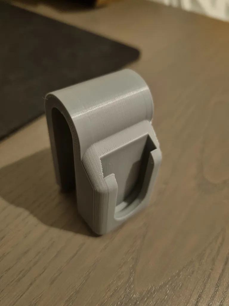 Cybex accessory hook with round edges