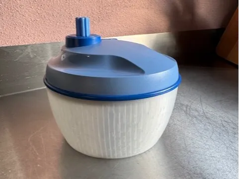 Tupperware quick chef bowl