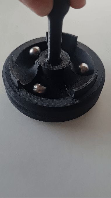 Infinite Marble Loop with Optional 3D-Printed Ball