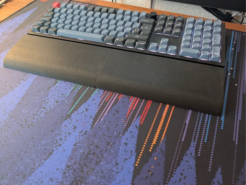 Keychron Wrist Rest with attachment pegs. Q6 100%.