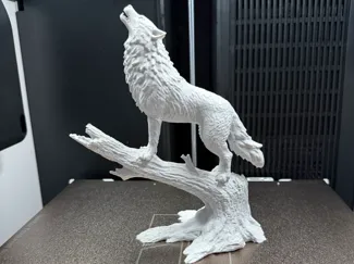 Howling Wolf