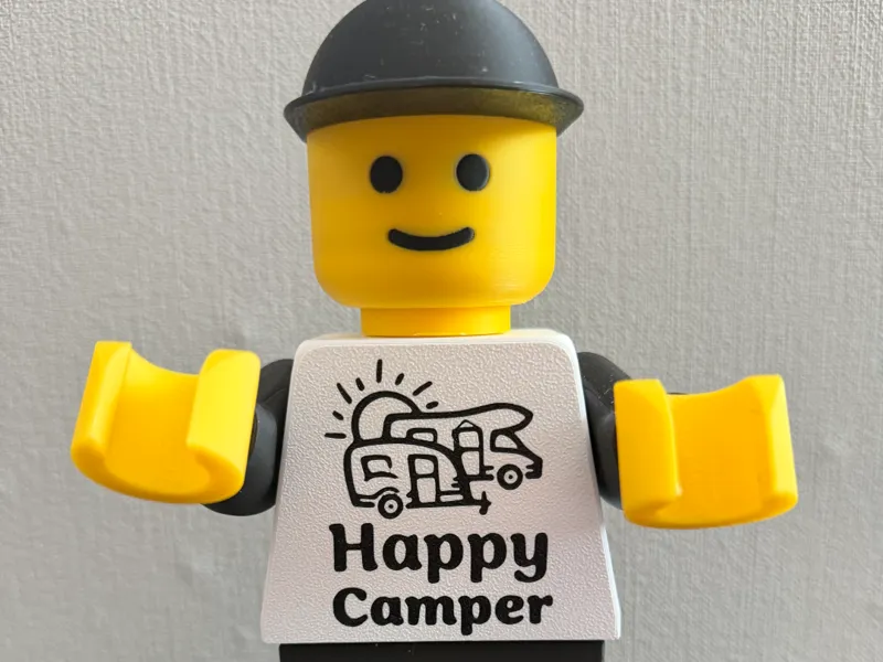 Happy Camper Brickman 20cm Figur