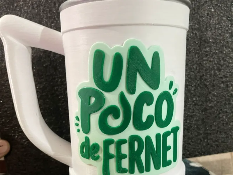 logo chopero un poco de fernet