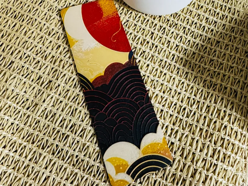 Akai Taiyō "Red Sun" - HueForge Bookmark