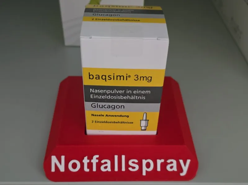 Unterzucker Notfallspray Schild und Halter baqsimi