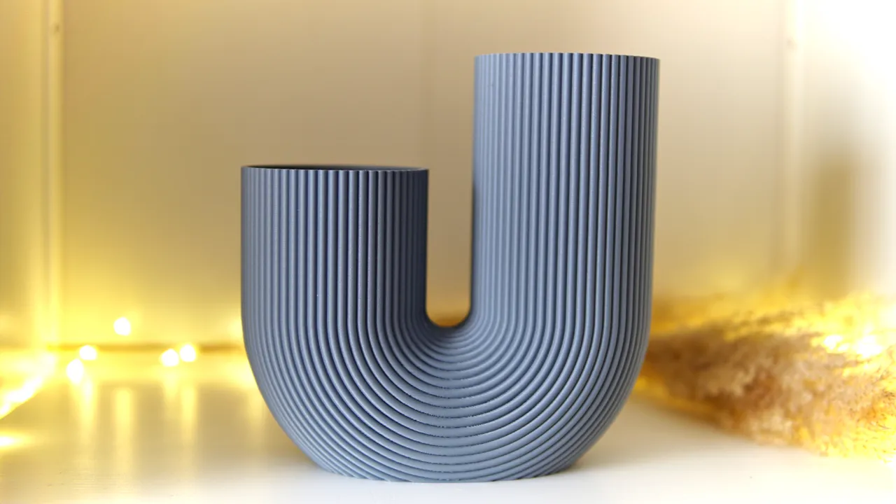 Modern Vase view 3