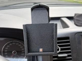 Handyhalterung VW T5 für I Phone 16 Pro