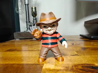 Freddy Krueger Mini Titan - Multicolor Figure