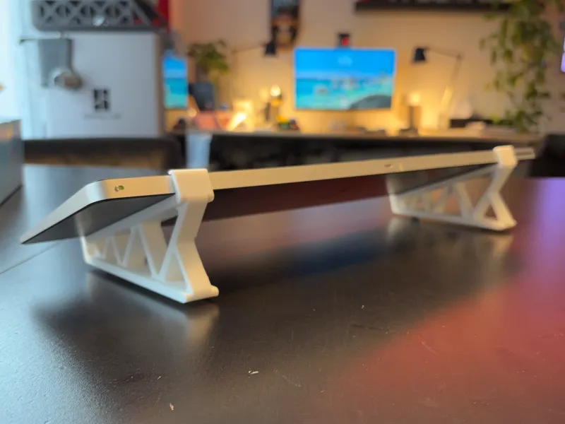 Magic Keyboard ergonomic riser