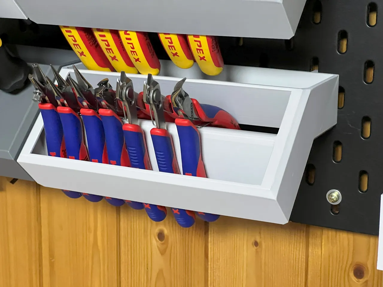 Knipex Zangen Halter Ikea Skadis view 3
