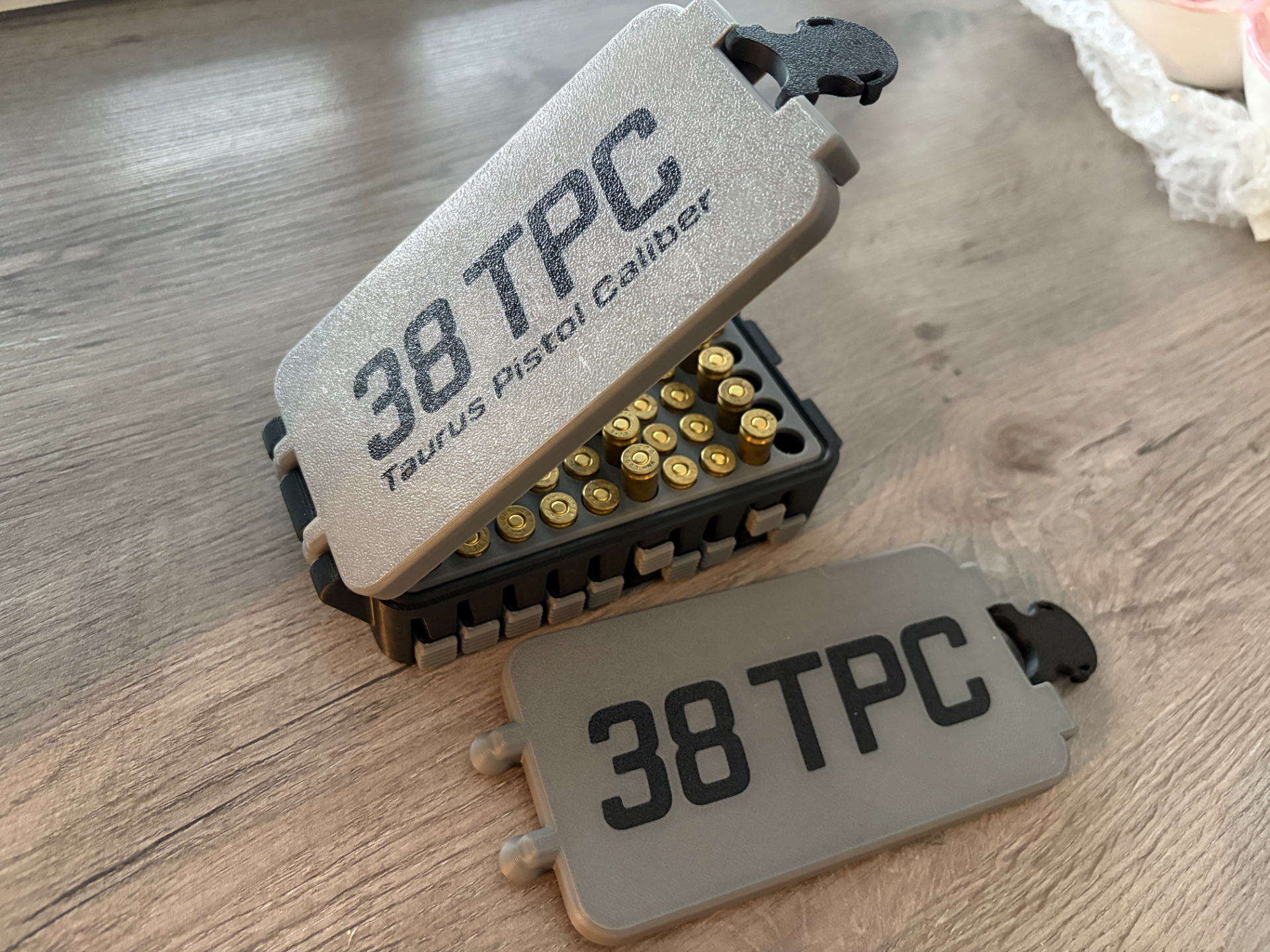 38TPC lifting ammo box - 1