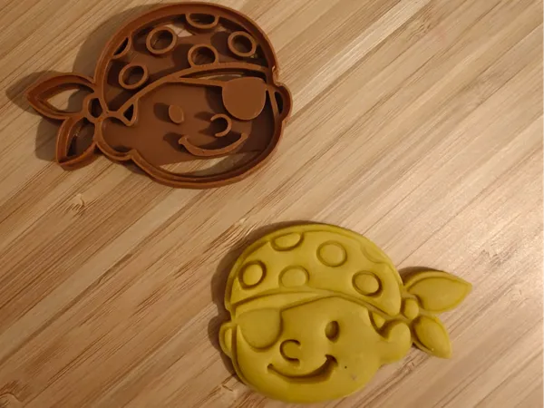 https://makerworld.bblmw.com/makerworld/model/USe91883652ff5f0/design/2025-12-10_9137c4f3a57a88.jpg