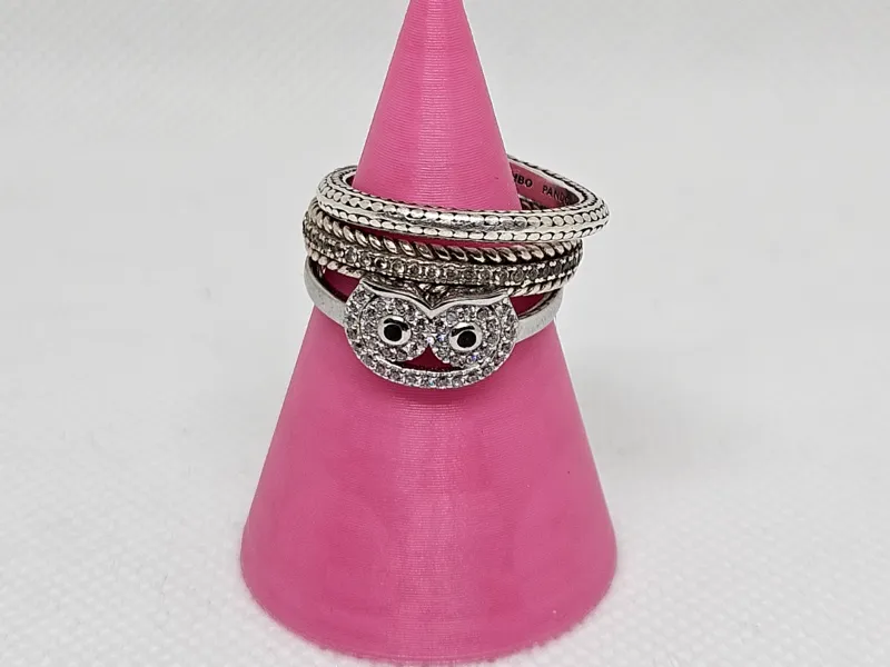 Minimalist Cone Ring Holder – Simple Jewelry Stand