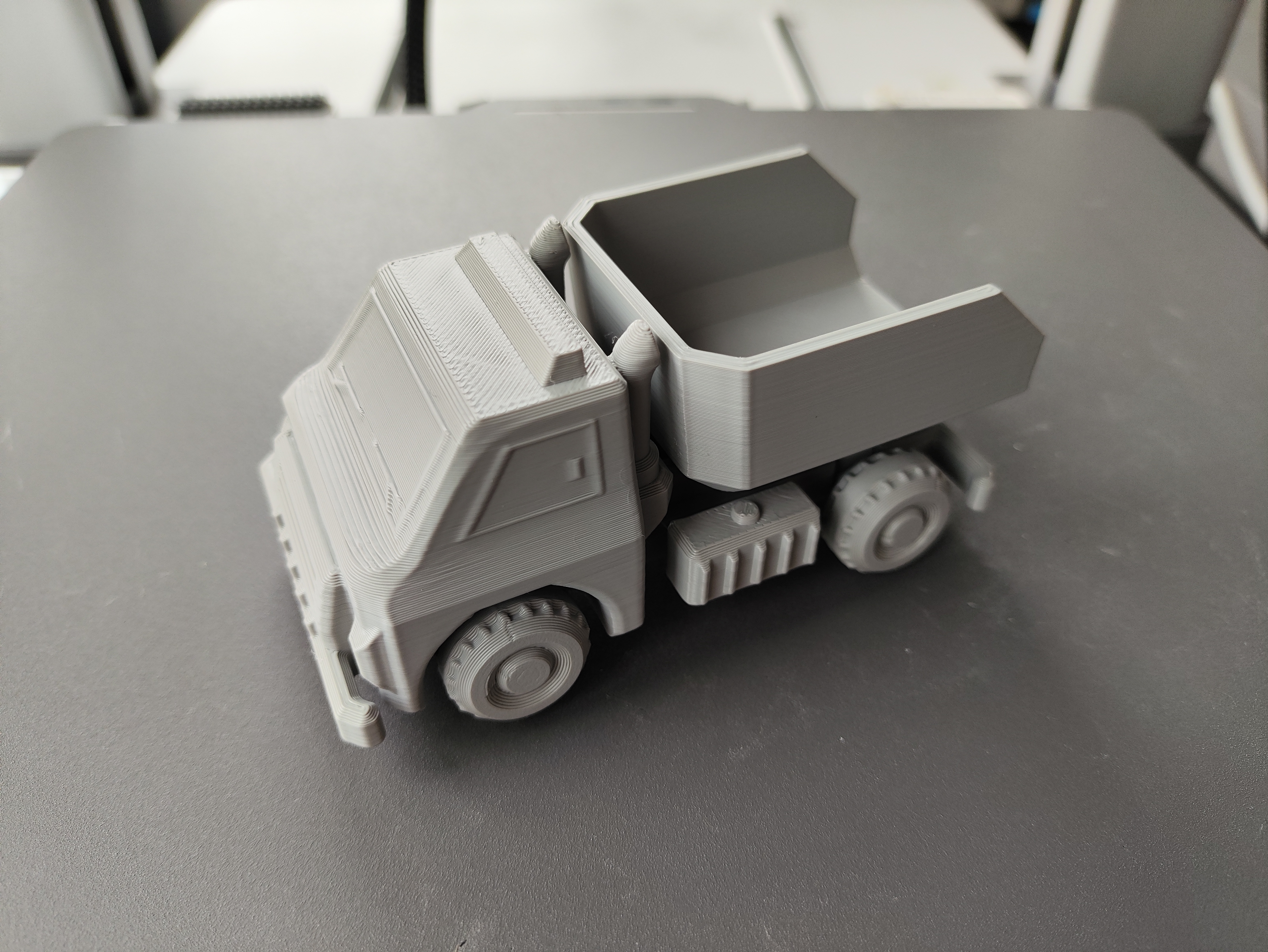 Miniatura 1 do modelo 3D 半挂卡车2.1  (新增集装箱、无支撑，无需五金件）