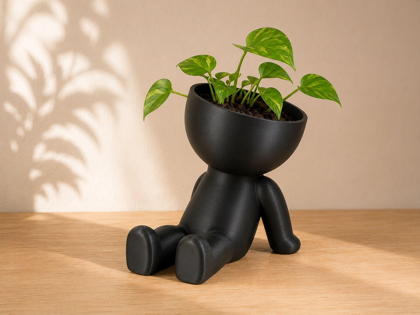 Buddy Planter - Leaning - 1