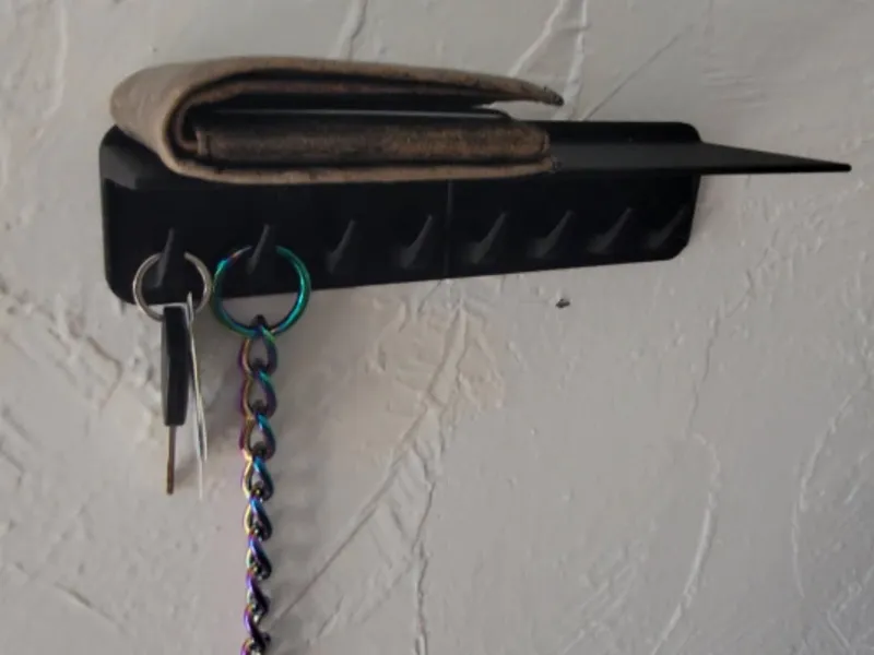 Keychain rail holder and platform