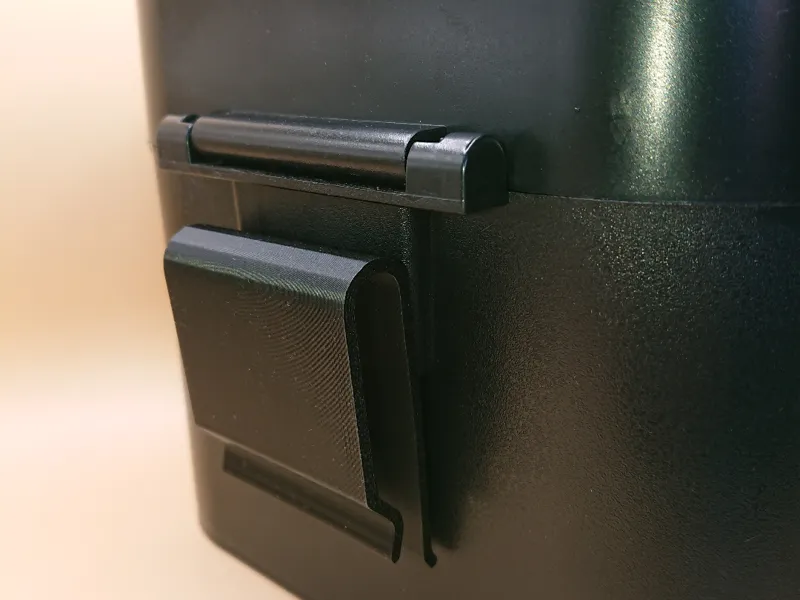 Car trash can holder