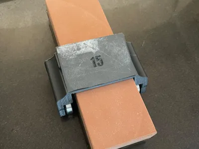 Altered Knife Sharpening Jig (240x69x36 wetstones)
