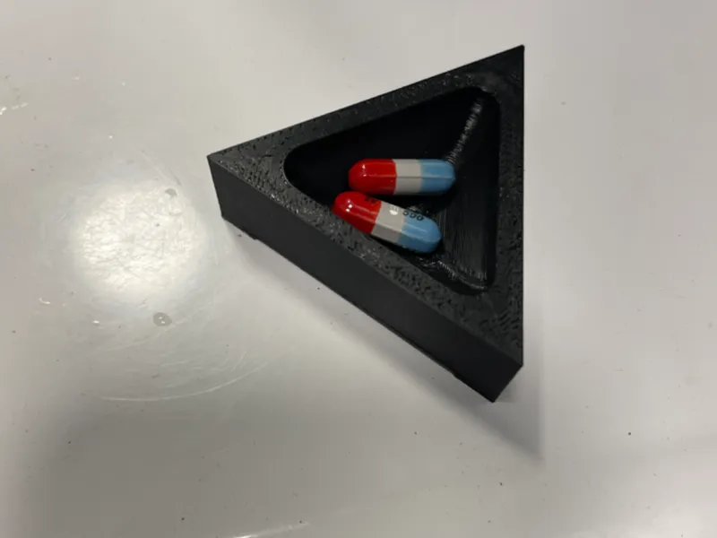 triangle medication vitamin reminder dish