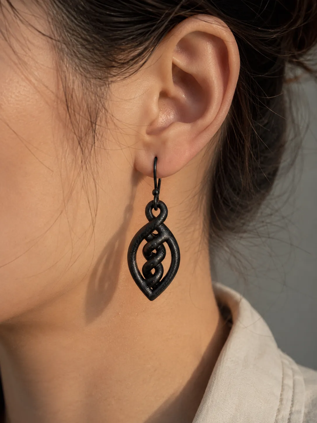 Lifeweave – Pendant, Earrings & Keychain view 3