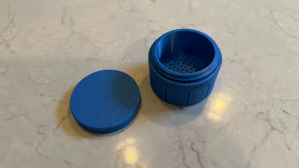 Hearing Aid Case (with desiccants) by dfreshkremer MakerWorld