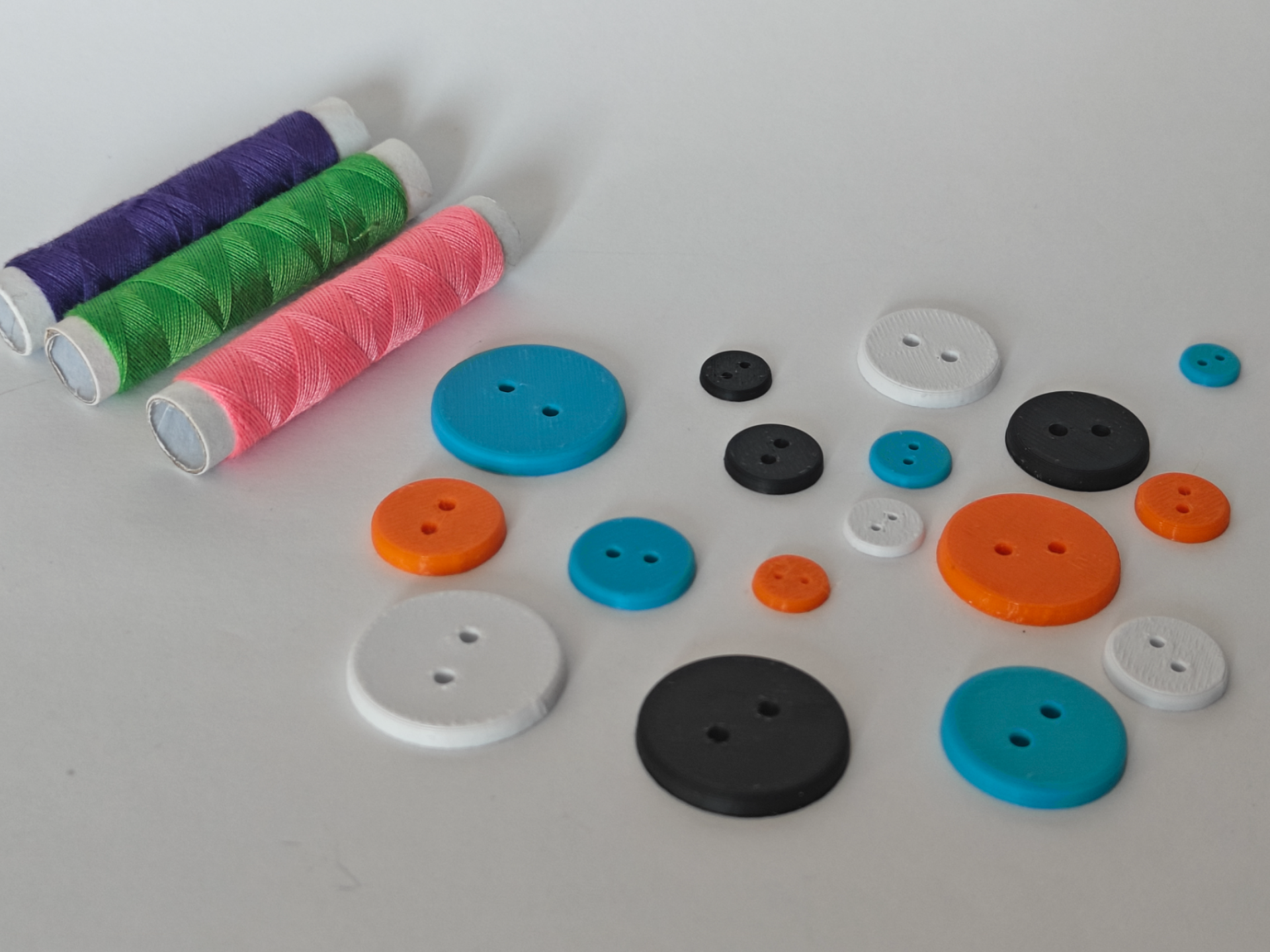 Classic 2-Hole Flat Buttons | 18 Sizes