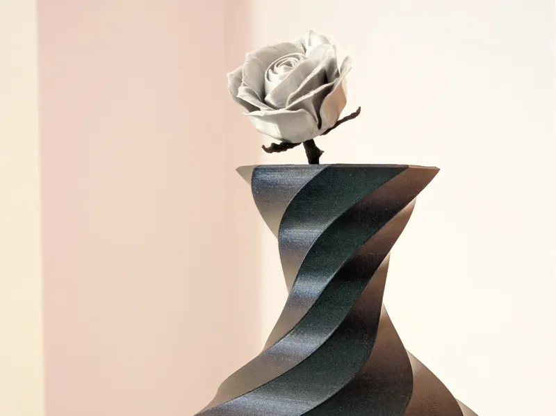 Onyx PolyTwister Vase