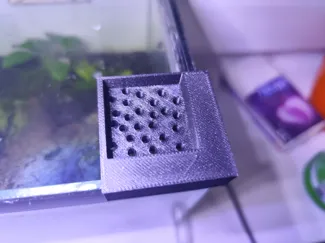 Aquarium water diffuser